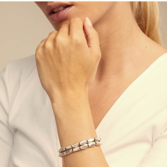 Uno de 50- Double Strand Beaded Stretch - Picture 4 of 10